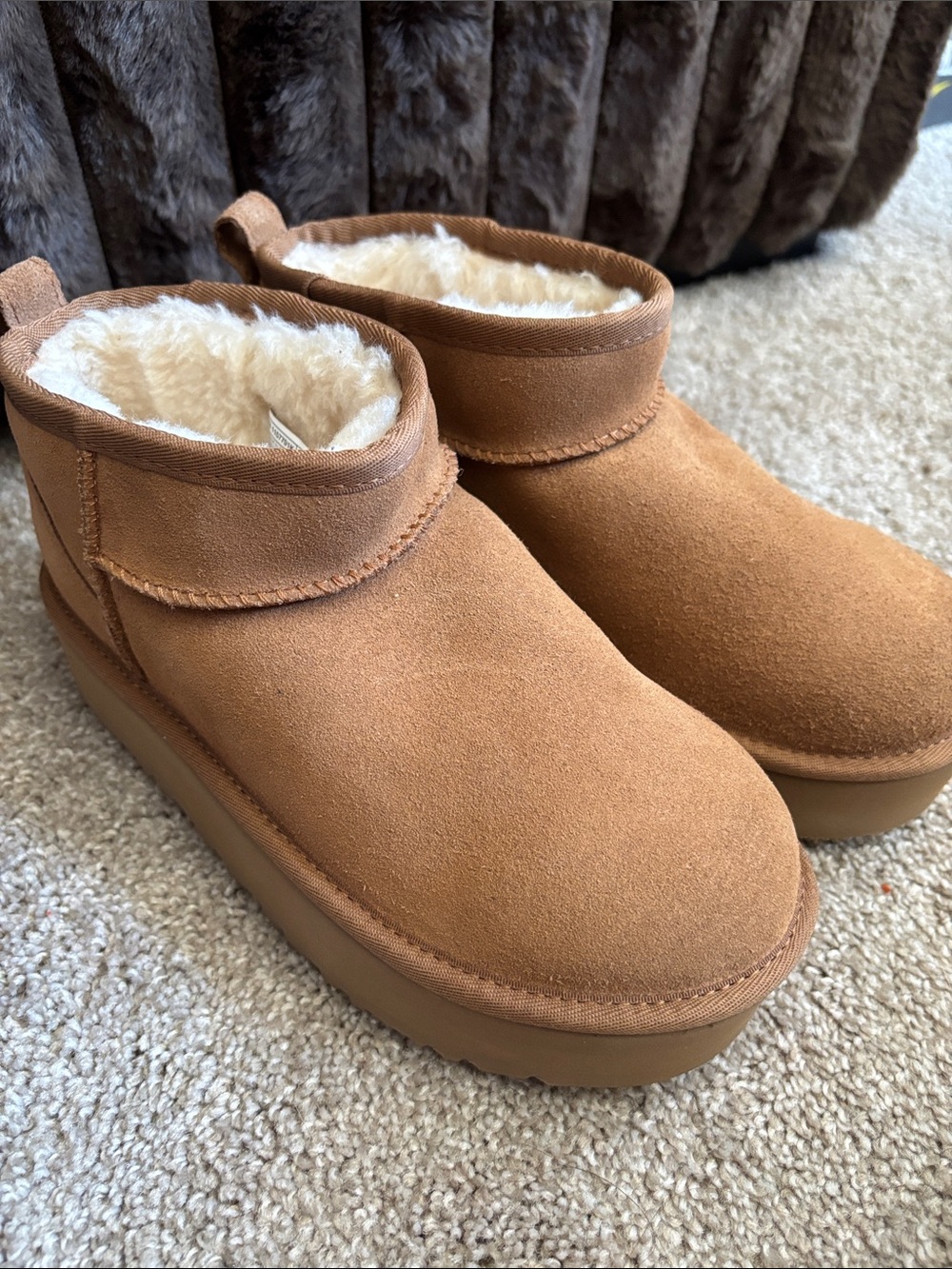 UGG Classic Ultra Mini Platform boots
